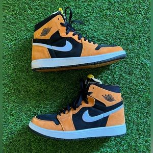 Air Jordan 1 High ‘Rookie of the Year’ Sneakers